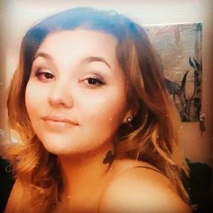 Meet your Posher, Monae